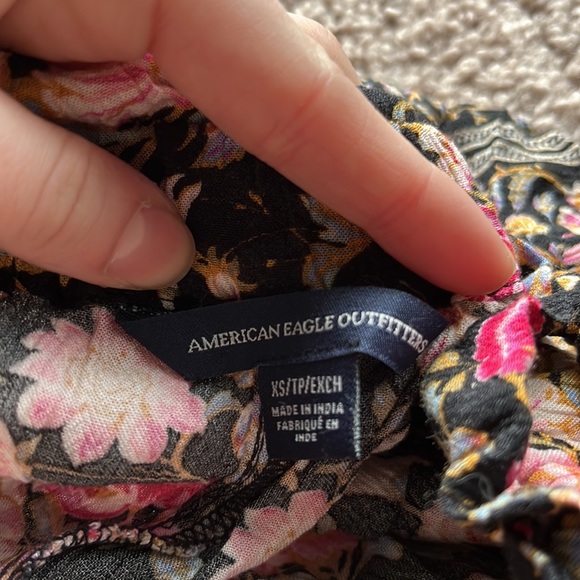 Floral soft shorts with belt - Picture 7 of 7